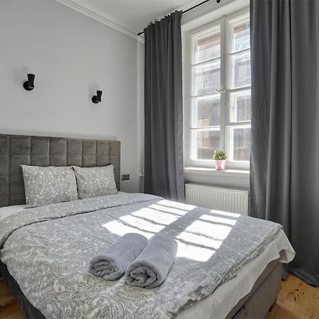 Warsaw Premium Apartments Deluxe Old Town Luaran gambar